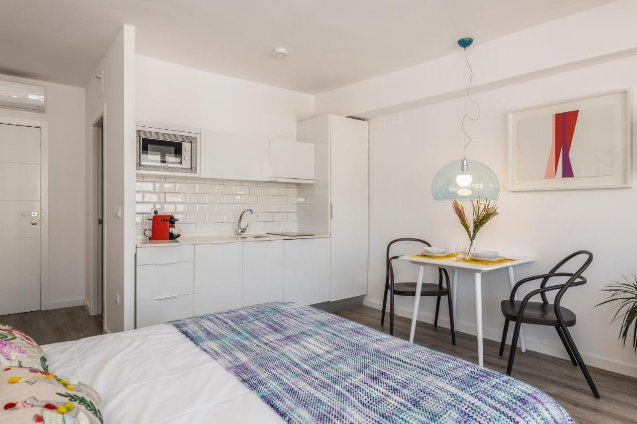 Pop Art, Apartamento De Diseno En Arenal 303 Con Terraza セビリア エクステリア 写真